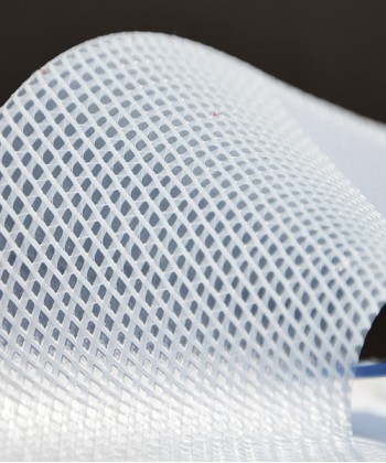 Folia zbrojona trudnopalna FZ509FR, szer. 250 cm ,oczka 2x2 - obrazek 2